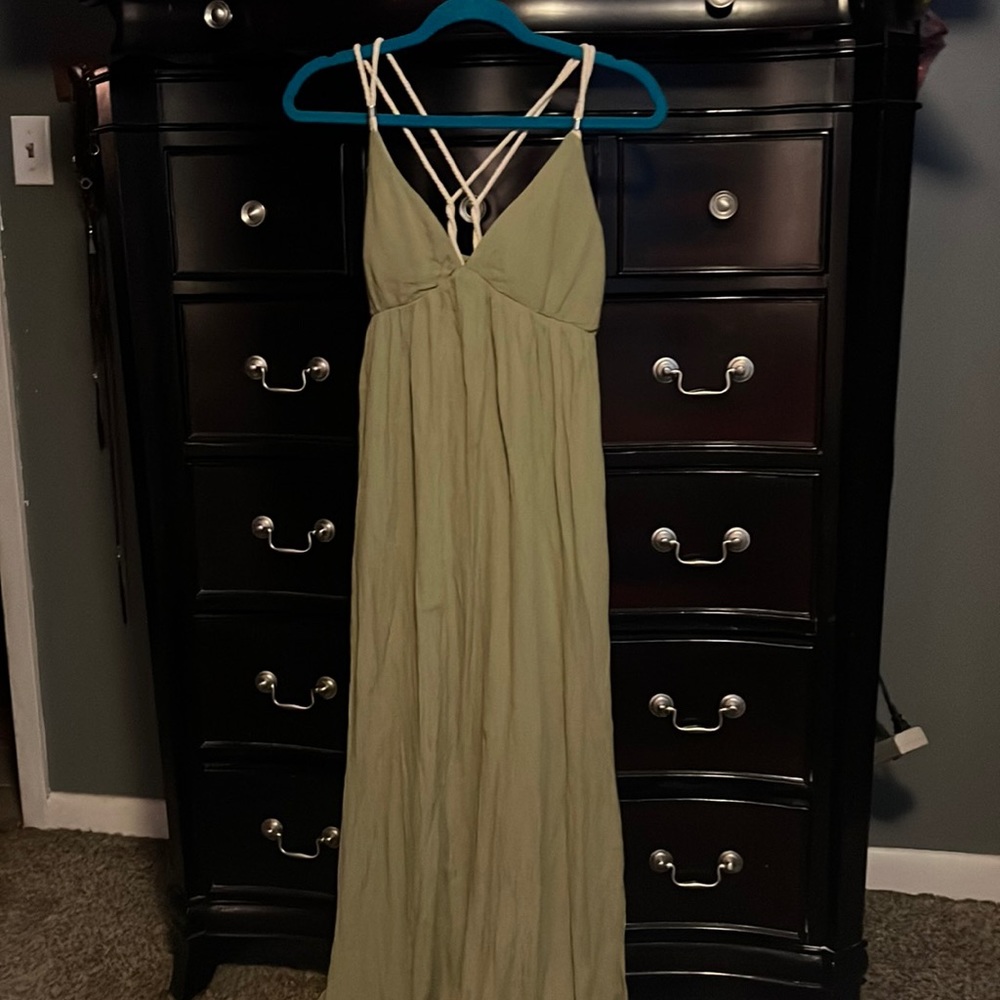 Green lined maxi dress with rope strap
